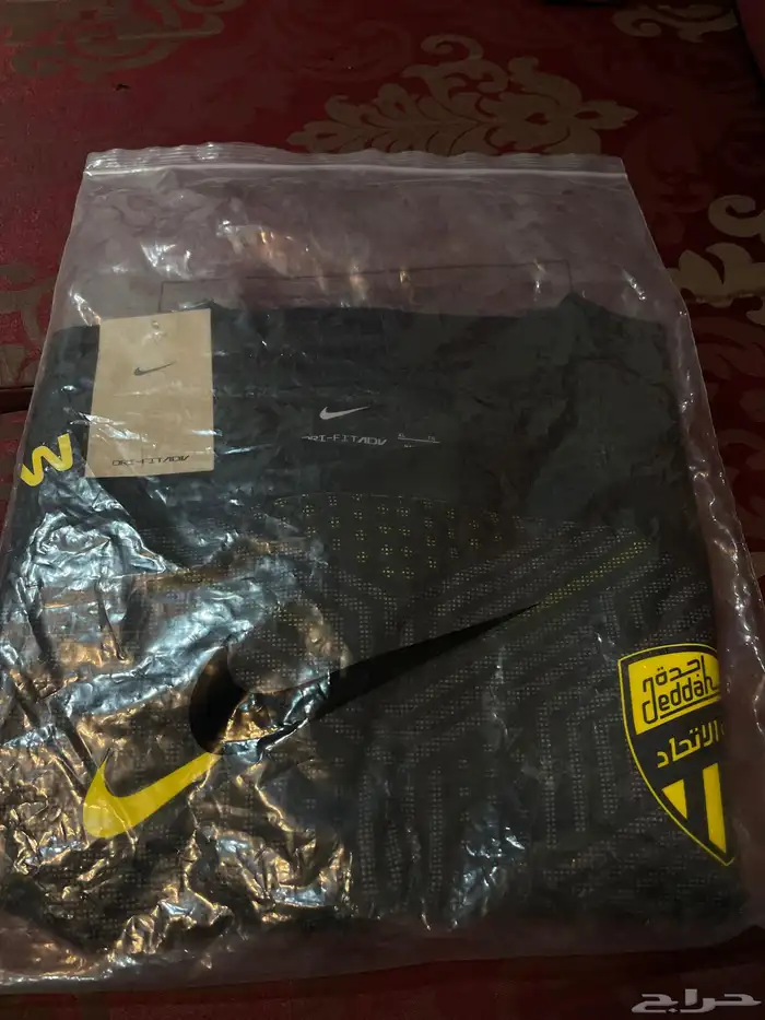 تيشرت الاتحاد جديد مقاس XL. السعر50 3