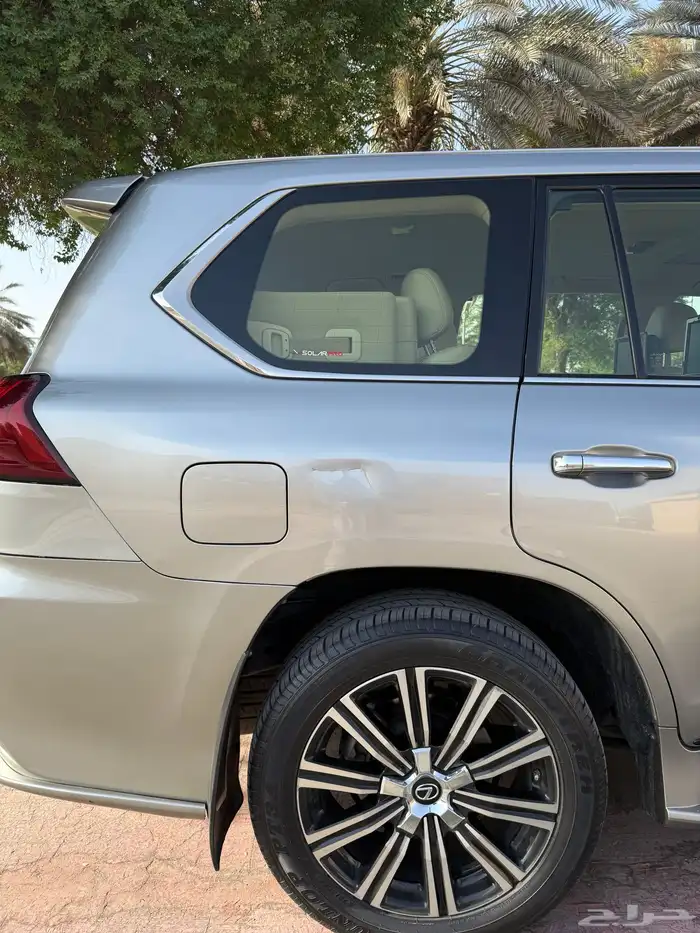 جيب لكزس 2018 1