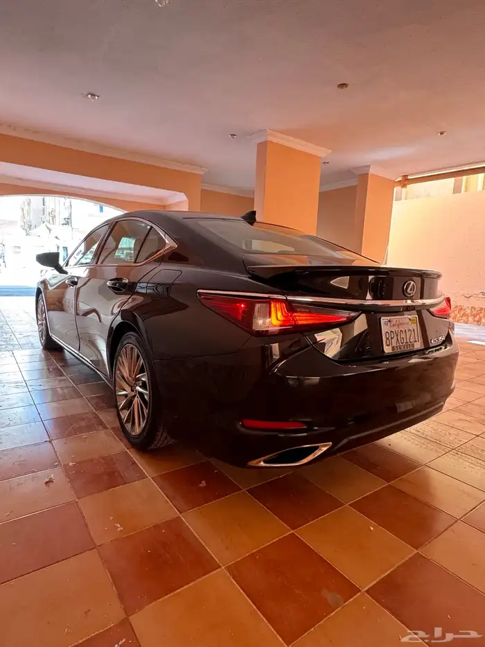 لكزس ES 350 2023 فل DD 14