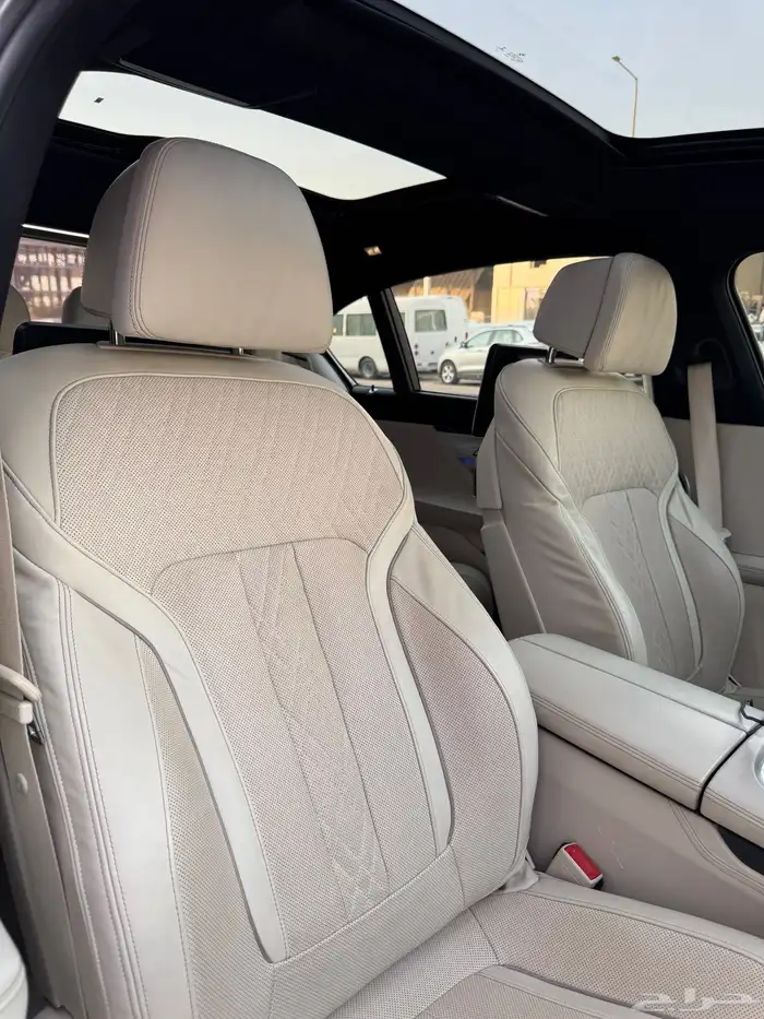 بي ام دبليو 740li 2016 فل اوبشن 11