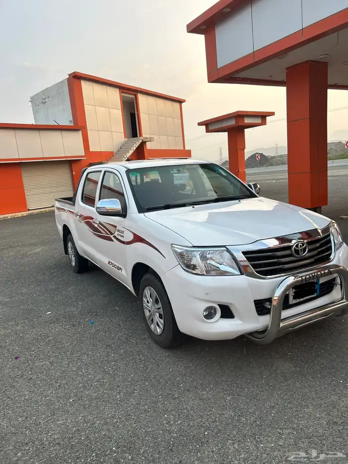 هايلوكس 2015مخزن 3