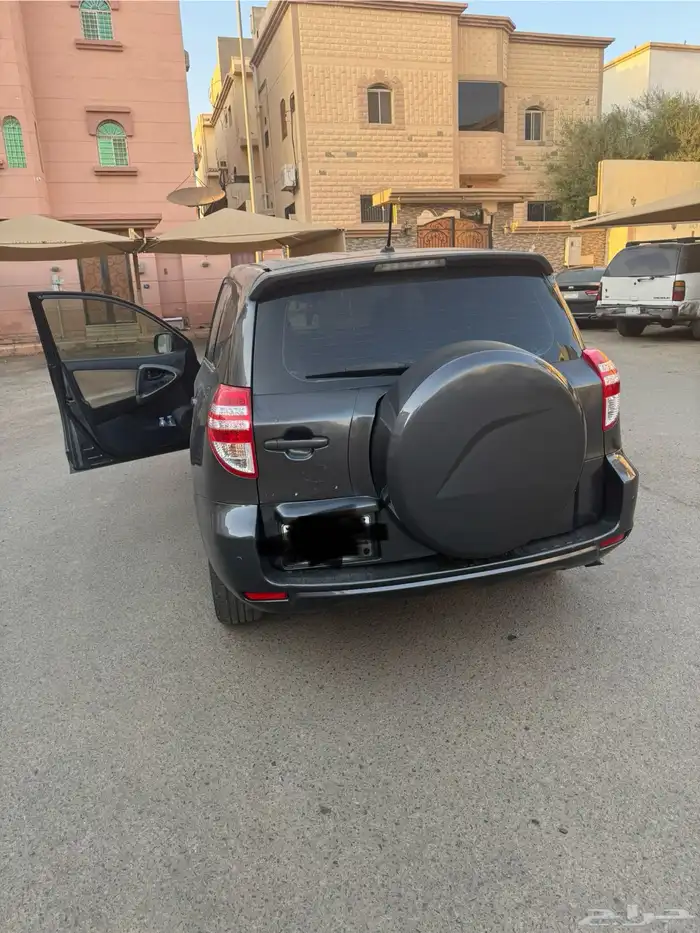 Toyota RAV4 تويوتا راف فور 2010 8