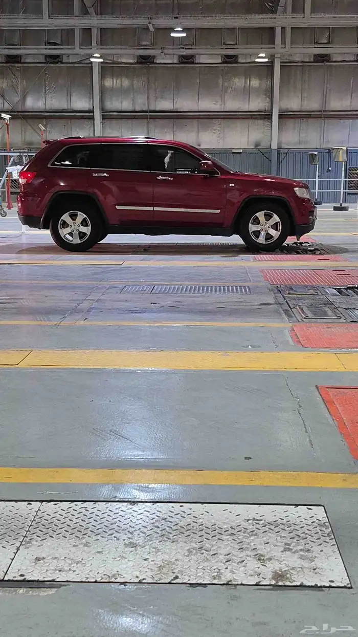 جراند شروكي 2013 v8 0