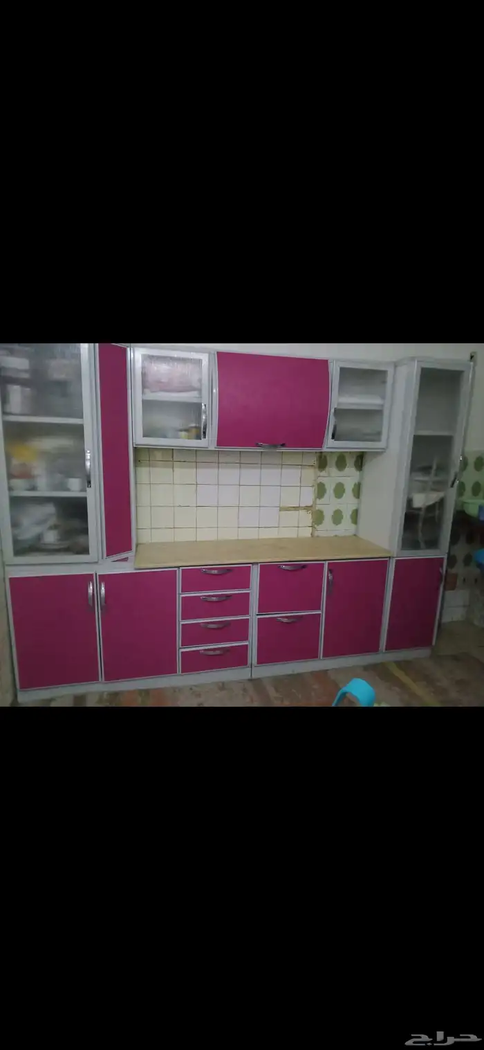 مطبخ نظيف للبيع ب 1300 ريال للتواصل 2