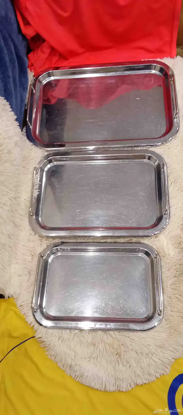 طقمين صواني ياباني نظيفة عدد الكل 6 حبات 6