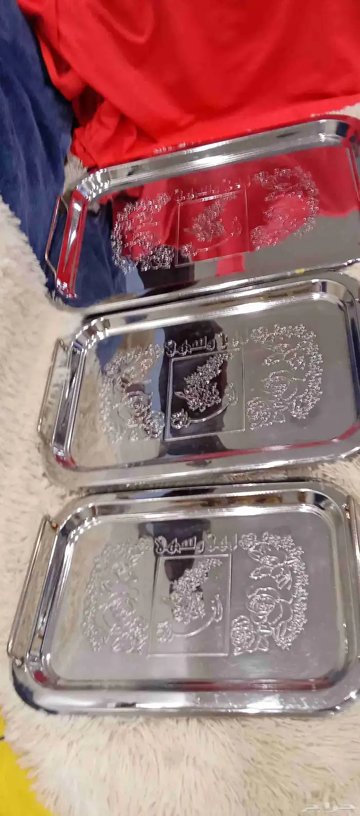 طقمين صواني ياباني نظيفة عدد الكل 6 حبات 1