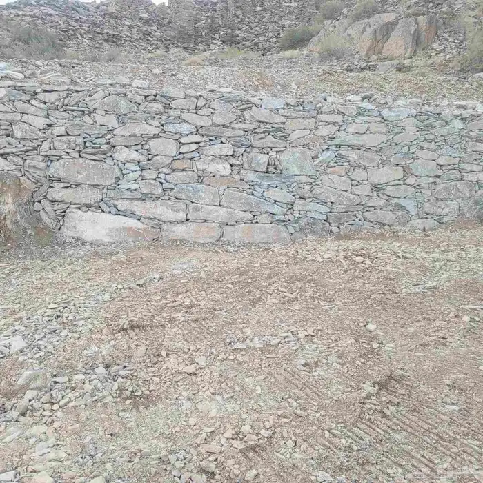 معلم حجر صغير وكبير ورباريب وترميم البيوت التراثيه في الباحه 1