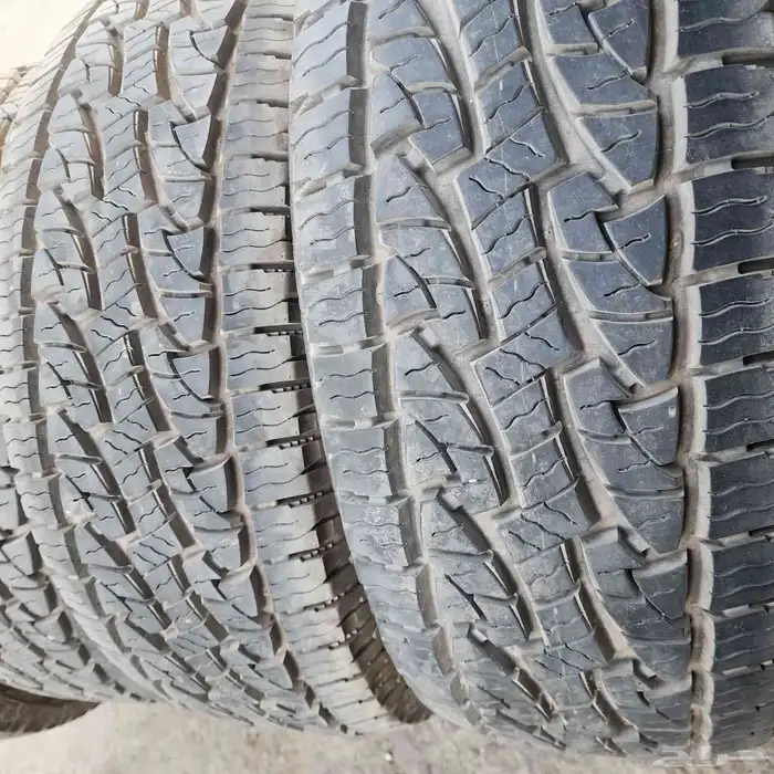 كفرات ريدستون ربع حجري اخت الجديد 285 70 17 6