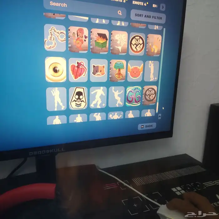حساب فورتنايت وركت ليج مع بعض للبيع. 6