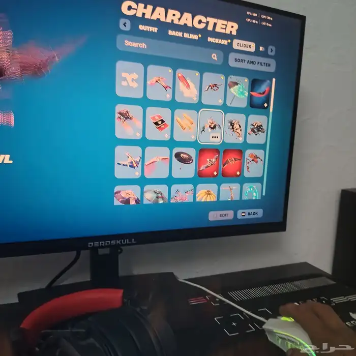 حساب فورتنايت وركت ليج مع بعض للبيع. 18