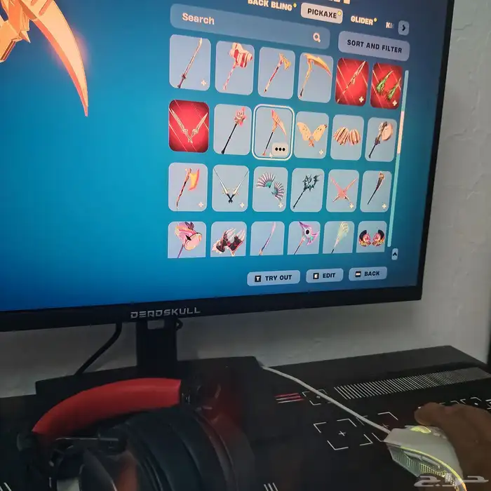 حساب فورتنايت وركت ليج مع بعض للبيع. 22