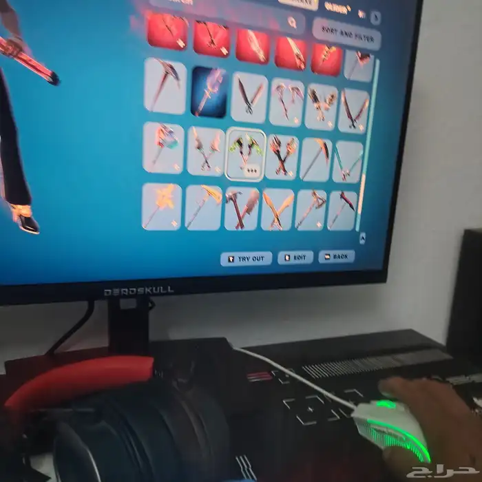 حساب فورتنايت وركت ليج مع بعض للبيع. 20