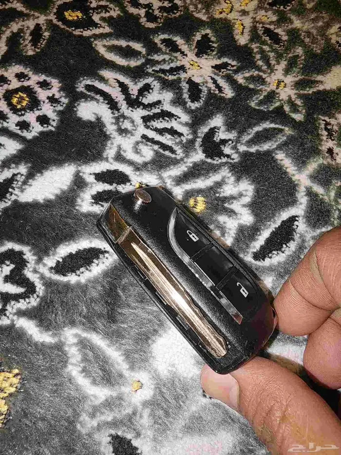 مفتاح تويوتا هايلوكس .انوفا .فورتشنر. وفورد 5