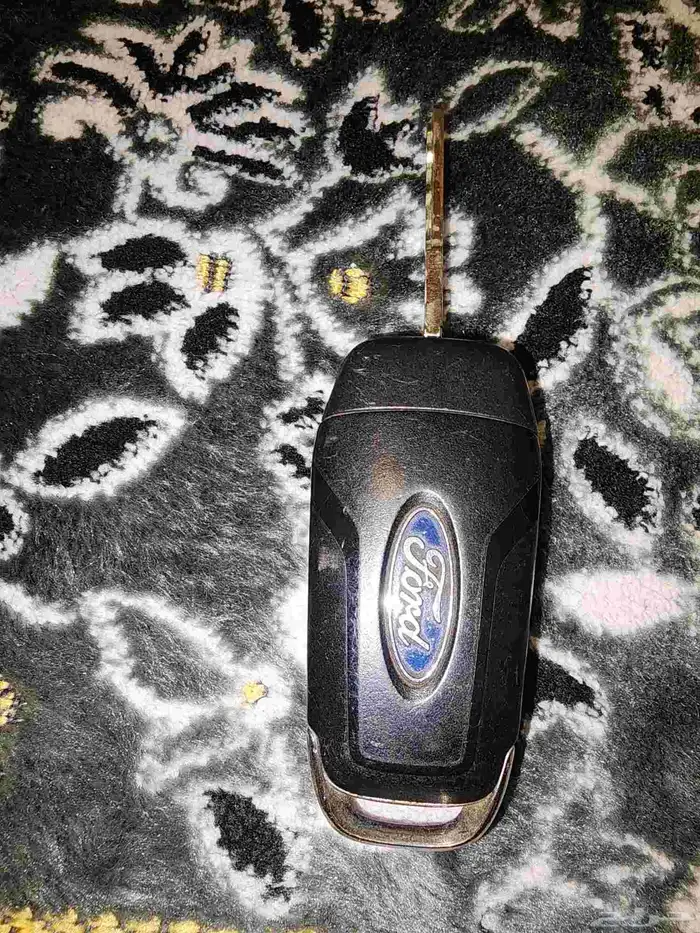 مفتاح تويوتا هايلوكس .انوفا .فورتشنر. وفورد 1