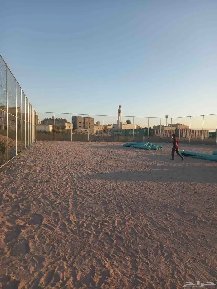 توريد وتركيب أعمال الشبوك ملاعب 3