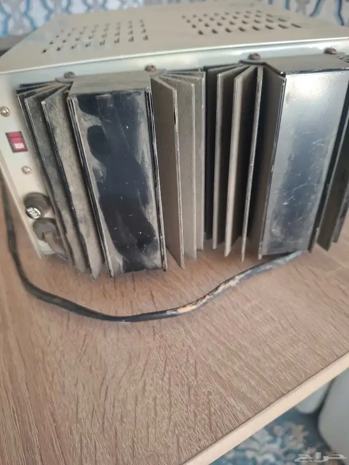 محول كهرباء من 110 و 220 الى 12فولت 1