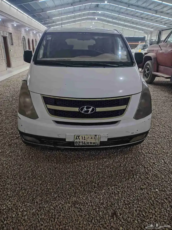 السلام عليكم سيارة فإن H1 2010 ممشى 600 وشوية اتوماتيك للبيع 6