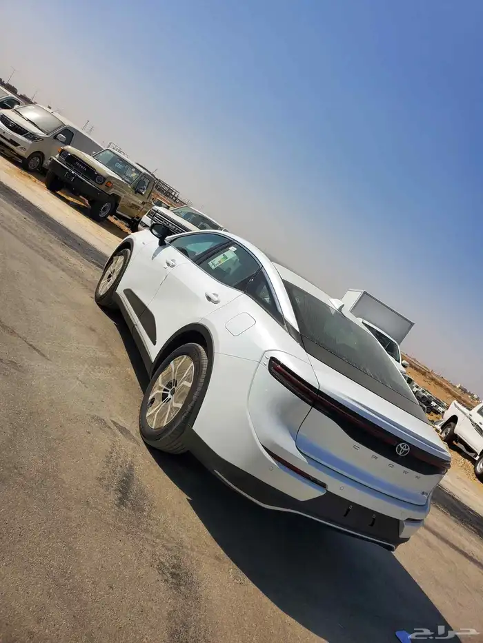 كراون 2026 هايبرد PRESTIGE 4