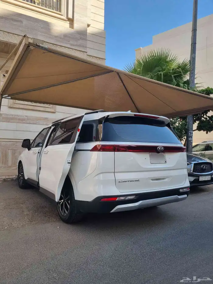 كيا كارنيفال ديزل 11 مقعد 4