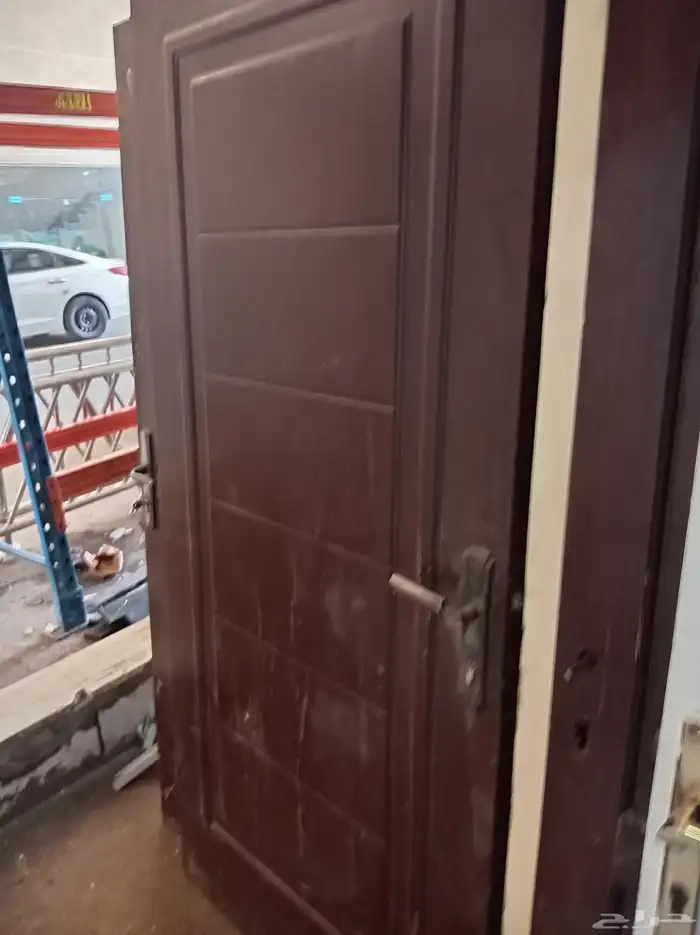 ابواب خشب مستخدمه للبيع 3