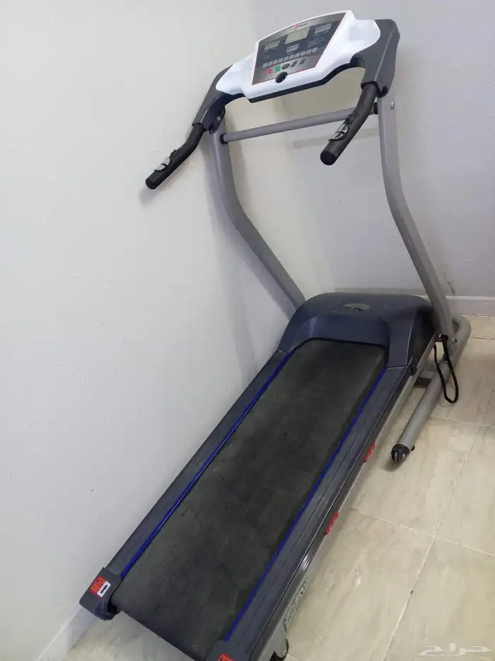 سير جهاز مشي رياضي 1