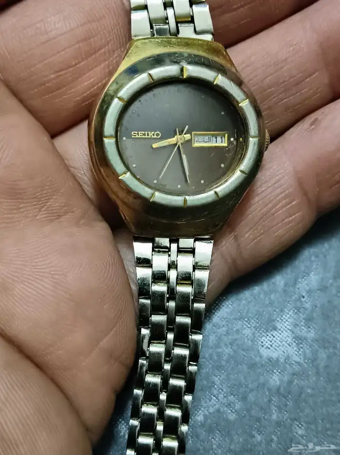 ساعتين نسائية 1