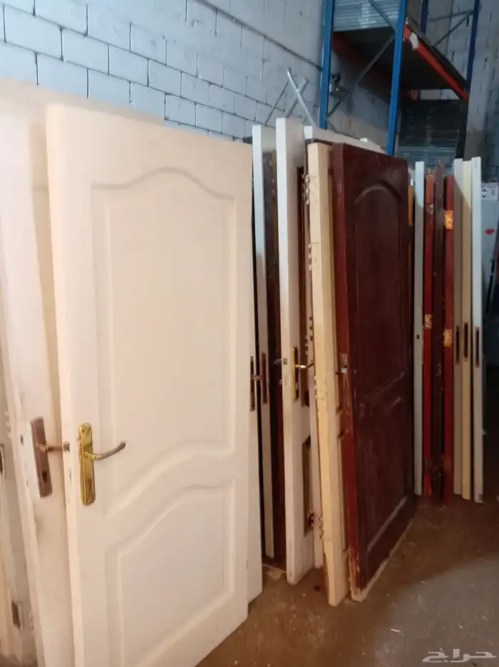 ابواب خشب مستخدمه للبيع 5