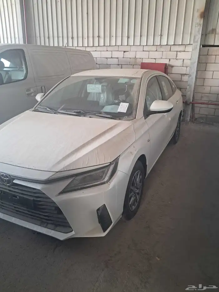 تويوتا يارس y استاندر بنزين اتوماتيك 2026 4