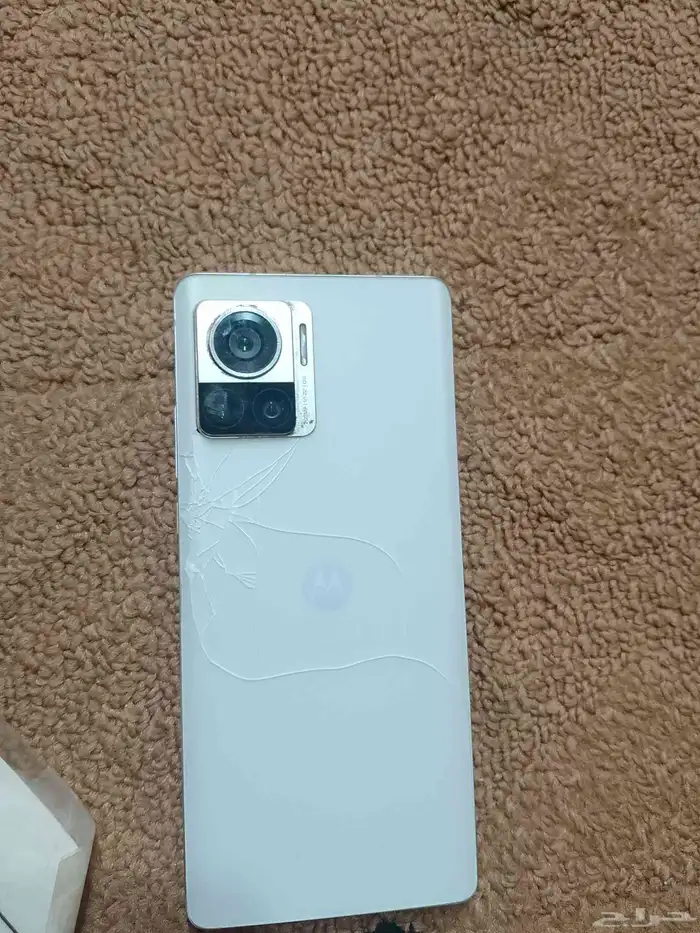 للبيع جوال موترلا 30 الترا السعر 1200 0