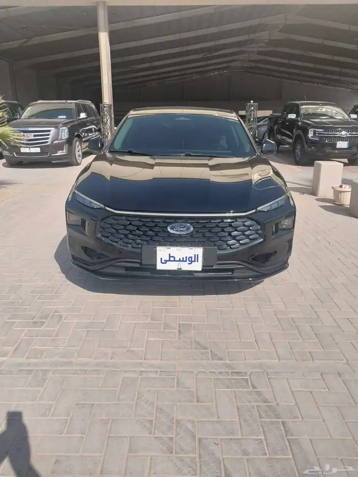 للبيع فورد تورس ترند موديل 2025 0