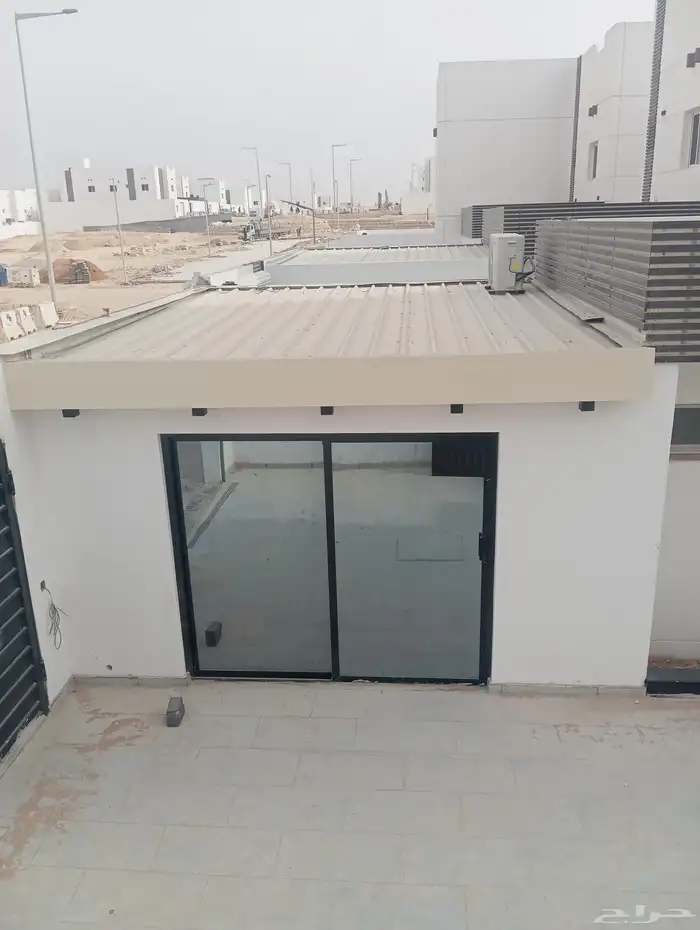 ساندويش بانل 28