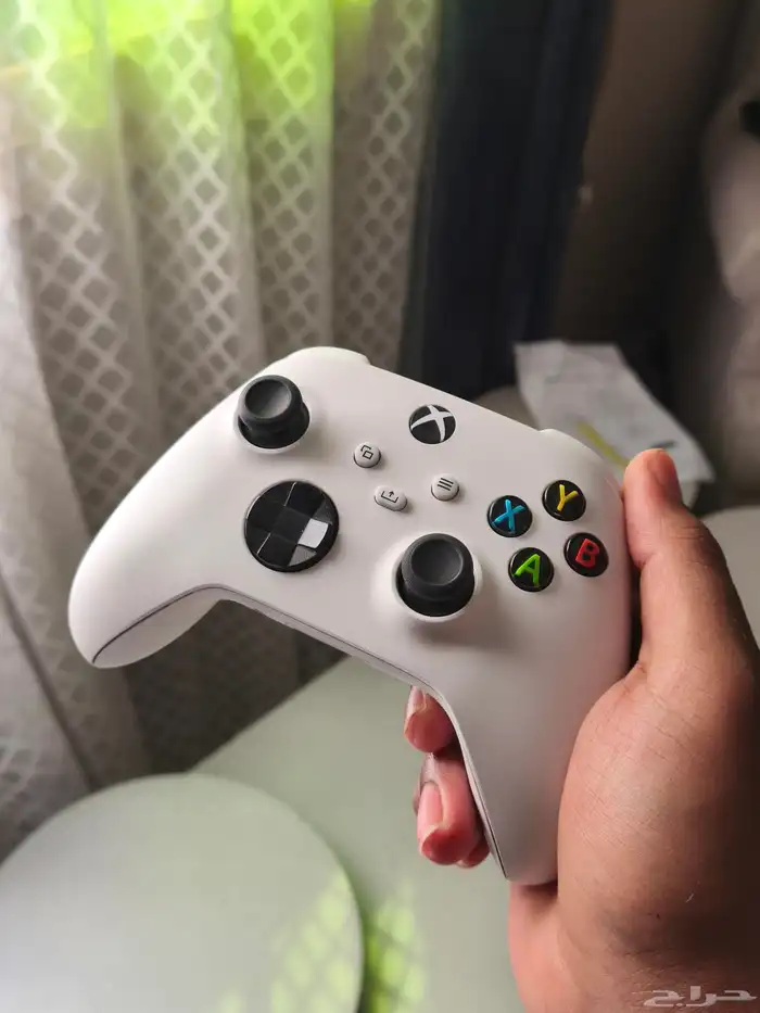 أكس بوكس سيرس اس نظيف جدا جدا للبيع المستعجل Xbox series s 1