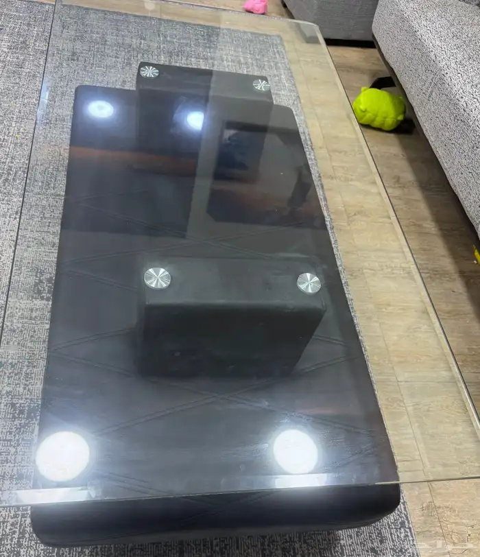 طاوله زجاج وجلد 4