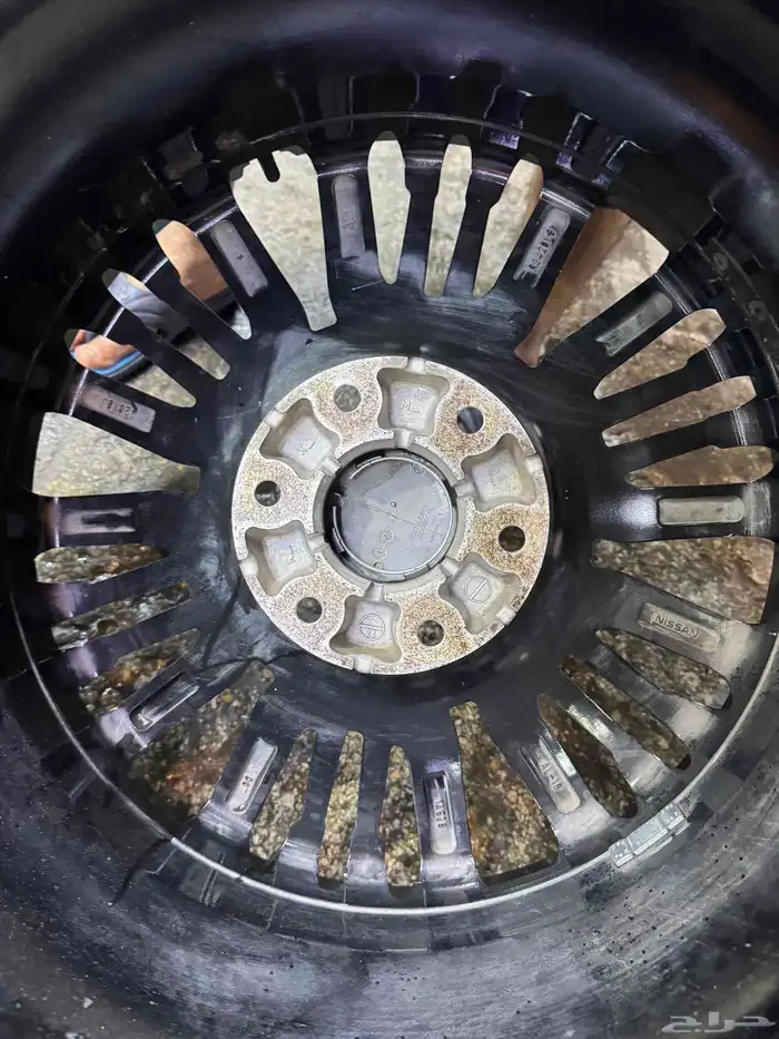 جنوط نيسان باترول بلاتينيوم موديل2024تجاري مع الكفران 9