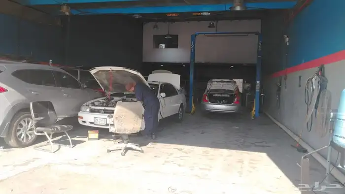 ورشه لإصلاح السيارات الدمام حي الحضريه 4