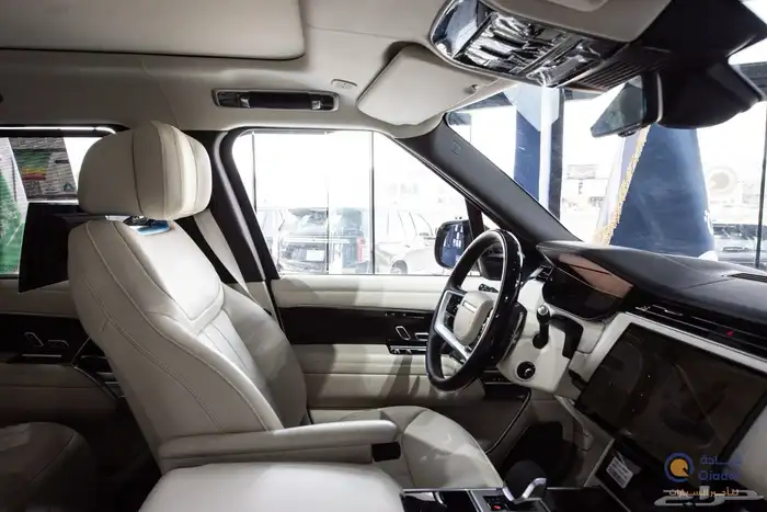 تاجير رنج روفر 2025 4