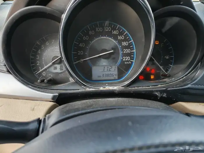 تويوتا يارس 2017 E 5