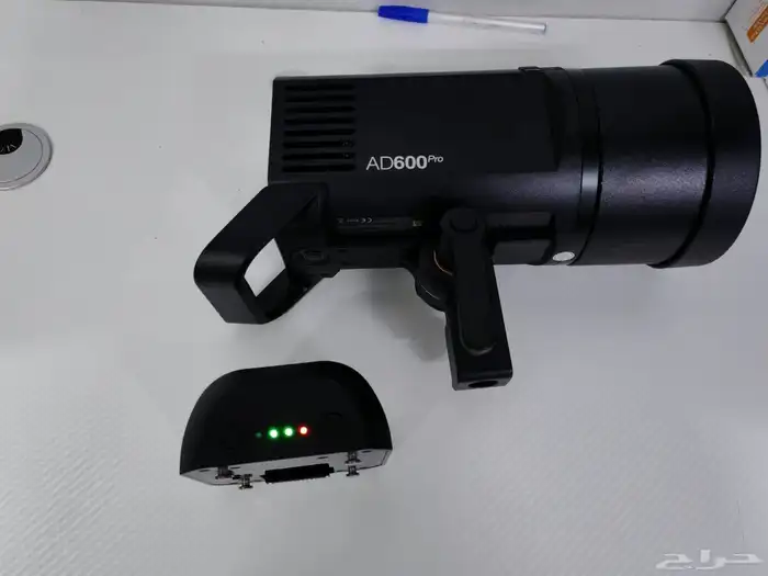 فلاش استديو قودكس ad600 pro نظيفة جدا 8