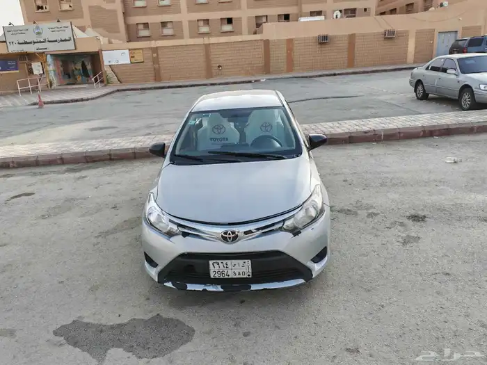 تويوتا يارس 2017 E 0
