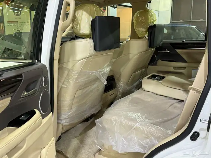 لكزس - LX570 - 2021 - مالك اول - سعودي فل ( بحالة الوكالة ) 13