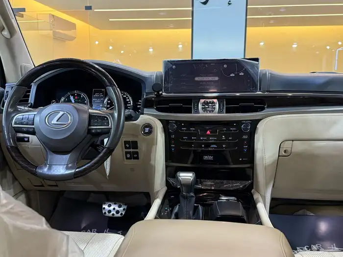 لكزس - LX570 - 2021 - مالك اول - سعودي فل ( بحالة الوكالة ) 16