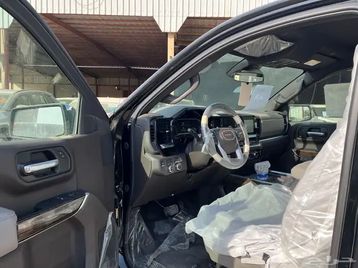 جي ام سي سييرا 2025 الفيشن 4