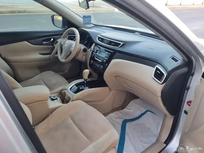 للبيع  نيسان إكس-تريل 2015 - دفع رباعي (4x4) 5