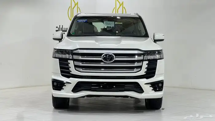 تويوتا لاندكروزر GX.R2025 L5 بنزين خليجي فل كامل 1