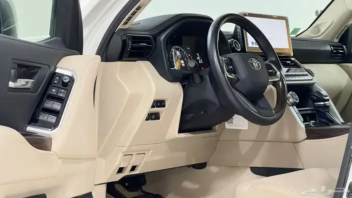 تويوتا لاندكروزر GX.R2025 L5 بنزين خليجي فل كامل 7