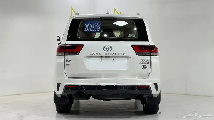 تويوتا لاندكروزر GX.R2025 L5 بنزين خليجي فل كامل 4