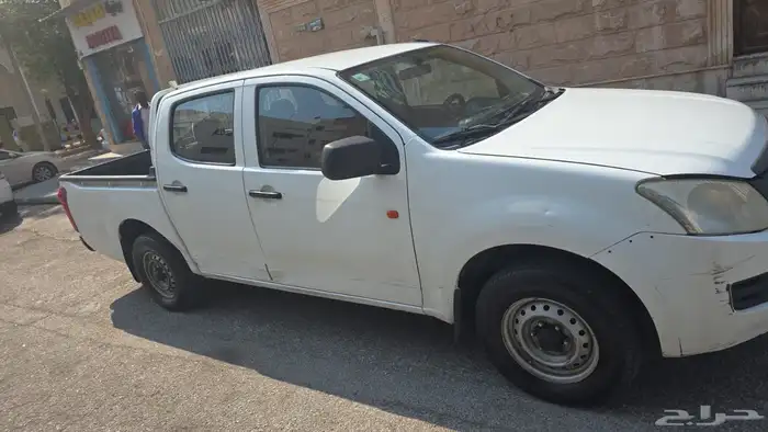 ايسوزو ديماكس 2014 ماشي 490 الف 11