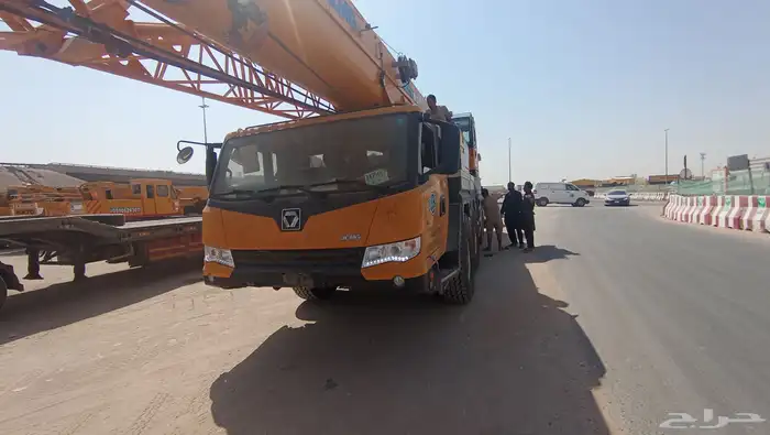 كرينات سطحات تريلات بومتراك للايجار 3