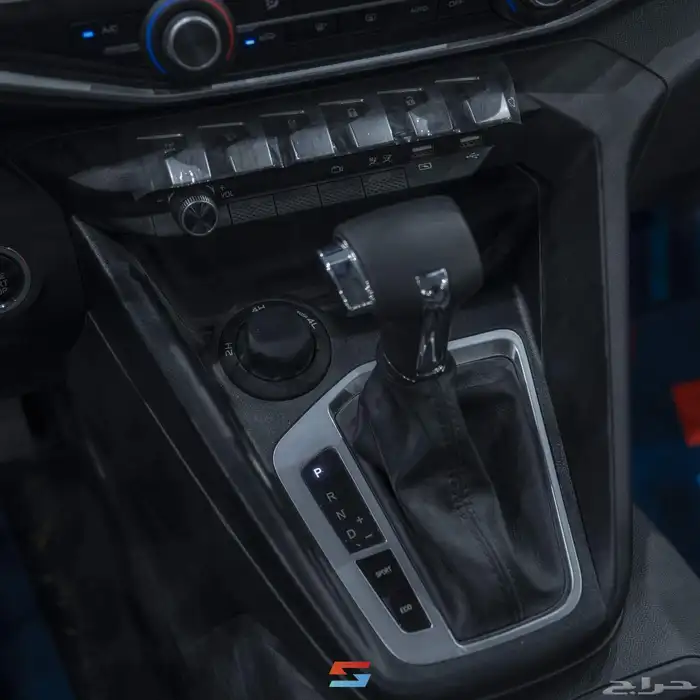 بيجو غمارتين فل كامل دبل بنزين جير أوتوماتيك 2023 13