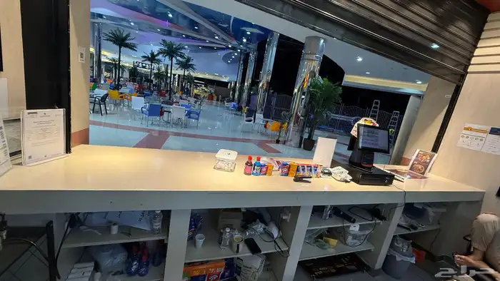 مطعم لتقبيل بجميع اغراضه الموضحه لكم في الصور 4